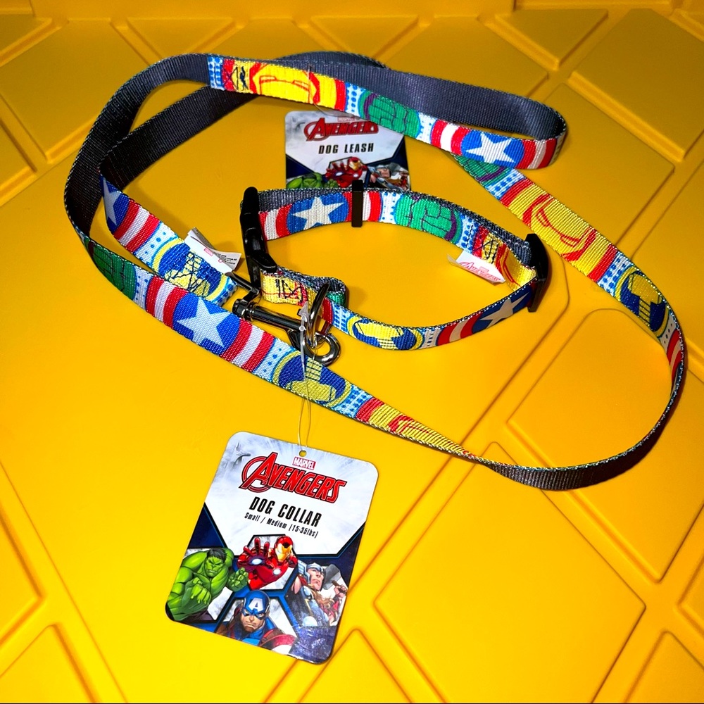 Avengers  (S - M) Dog Collar and Dog Leash